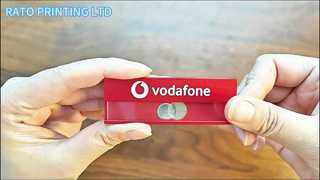 窓付きアルミ名札 |背中にマグネット式のスタッフネームタグ